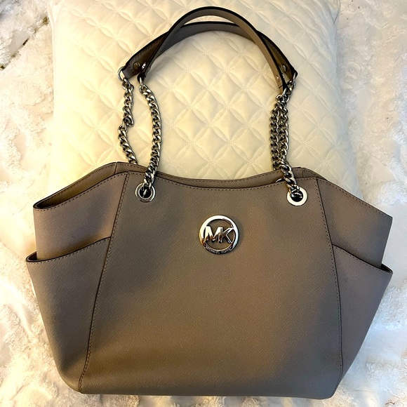 Michael Kors medium chain satchel - Picture 1 of 2